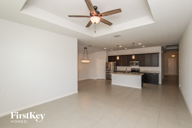 Photo - 760 Boughton Way