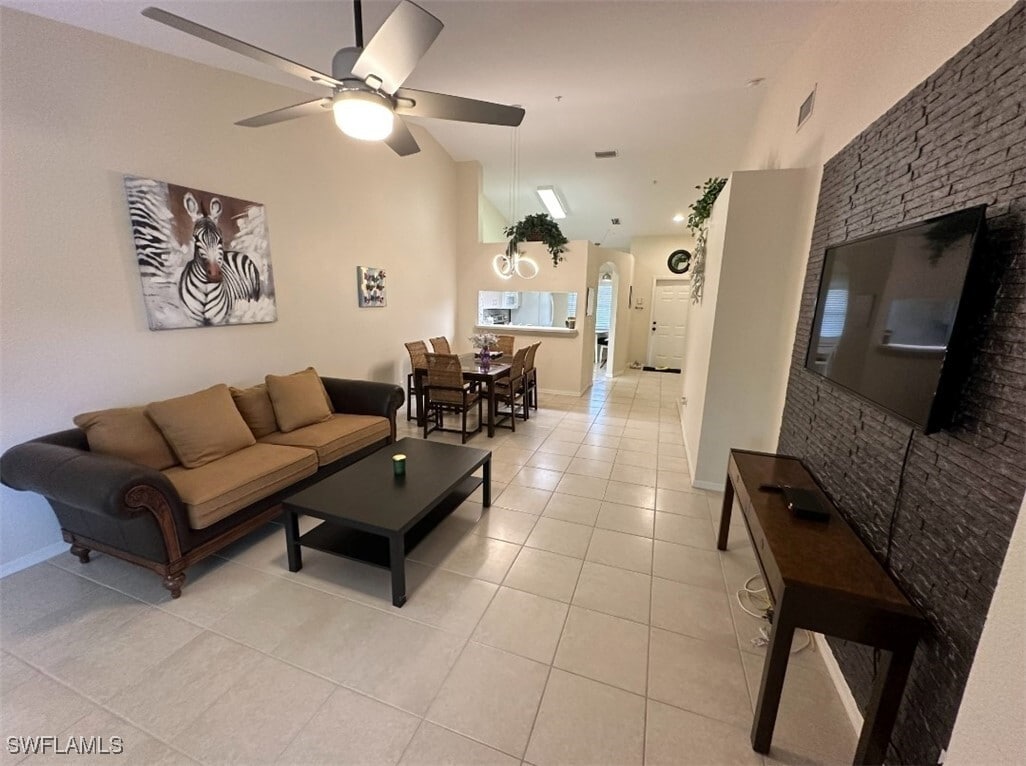 Photo - 6625 Huntington Lakes Cir Unit 203