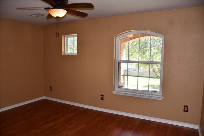Photo - 18118 Cypress Valley Ln