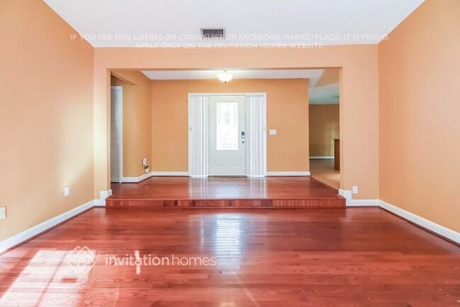 Photo - 765 Ryanwood Dr