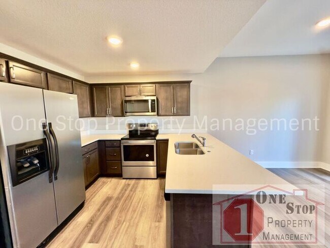 Photo - 3 Bedroom / 2.5 Bathroom Townhome in Louisburg, KS!