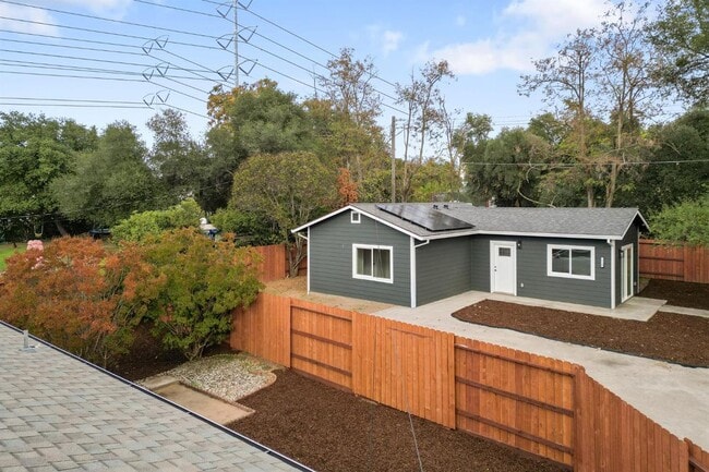 Building Photo - 7750 Wachtel Way