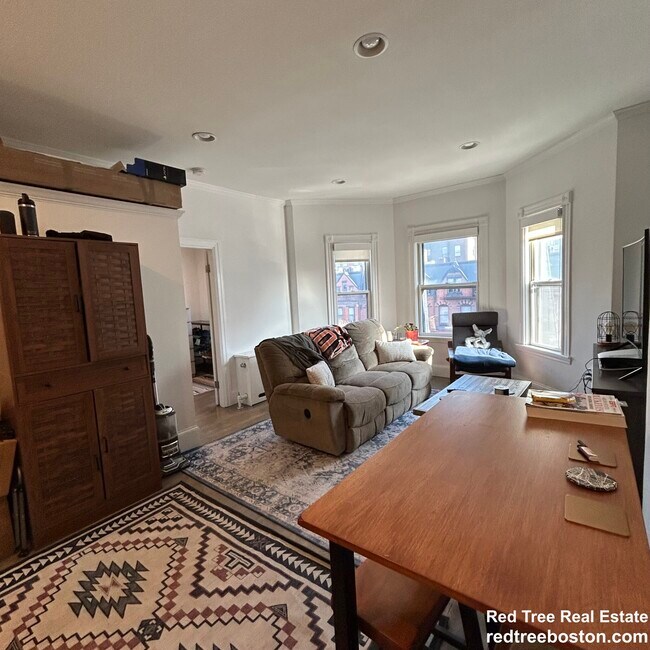 Photo - 225 Newbury St Unit 4f
