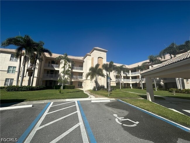 Building Photo - 9100 Southmont Cove Unit 206
