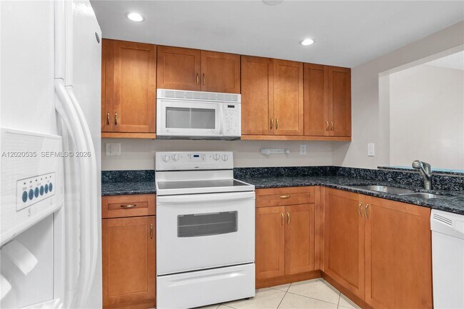 Photo - 100 Lakeview Dr Unit 201