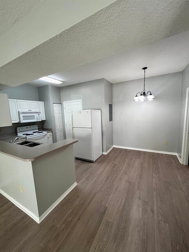 Photo - 20108 Harbour Vista Cir