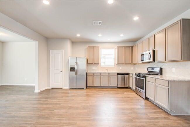 Photo - 2627 Hoffman Ln