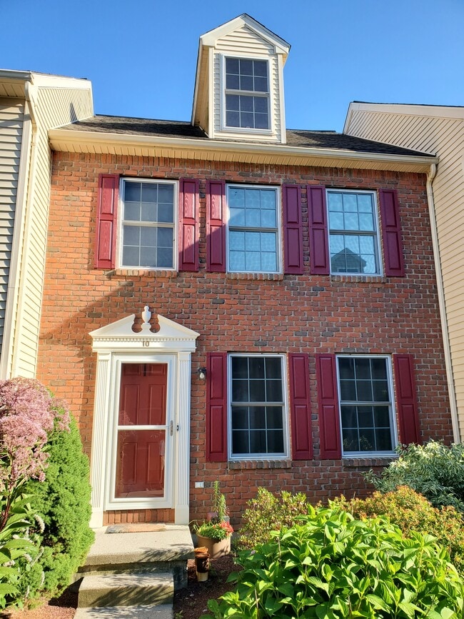 Photo - 10 Weiser Ct
