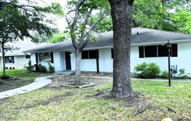 Building Photo - 5305 Keswick Ave Rental