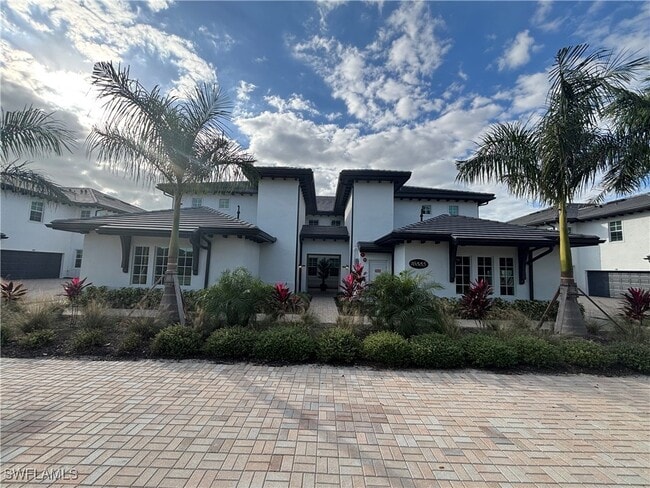 Building Photo - 16885 Fairgrove Way Unit 6-201