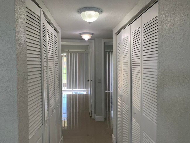 Photo - 707 Meadows Cir Unidad 707