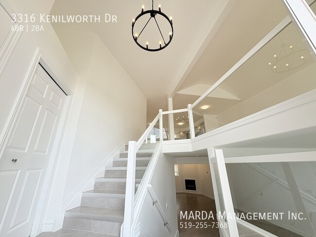 Photo - STUNNING NEWLY RENOVATED 4+1 BED/2 BATH - SOUTH WINDSOR + UTILITIES