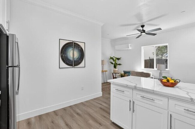 Photo - 3250 Bozeman St