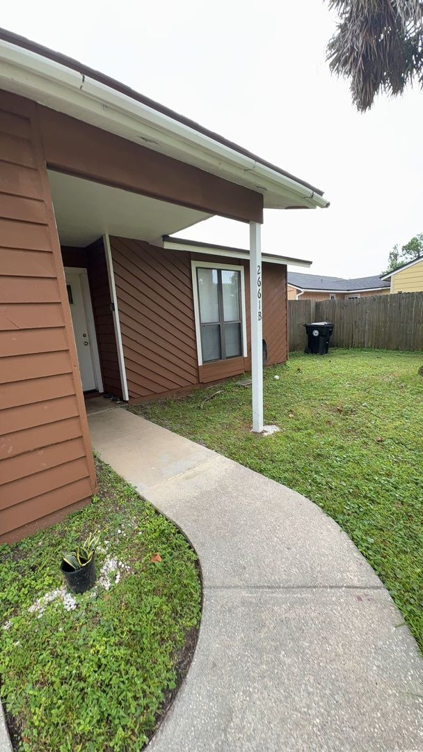 Building Photo - 2/2 Townhome in Orange Park