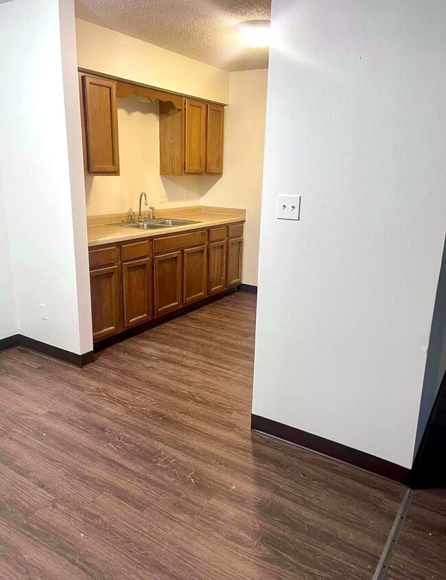 Photo - Ridgewood Apartments