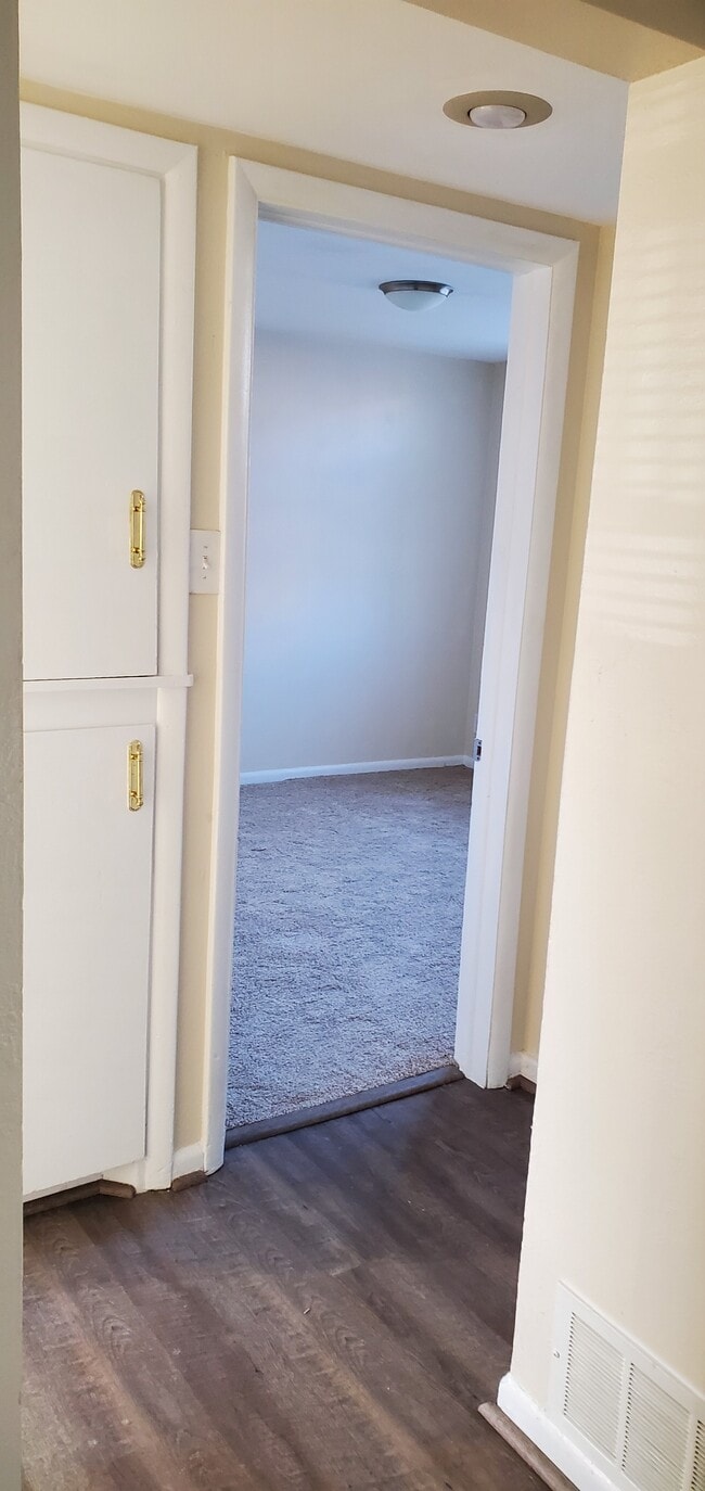 Building Photo - 2532 S Williams St Unit 2526 S. Williams Street