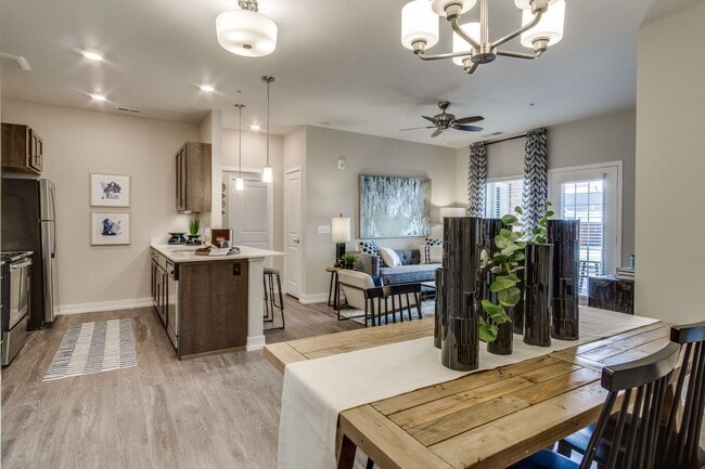 Spacious Floor Plans (Cedar Model)