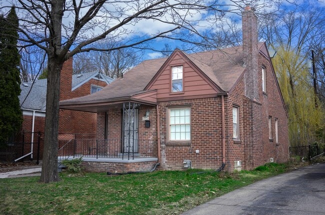 Photo - 5942 Radnor St