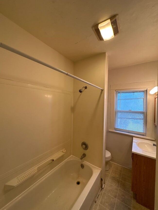 Photo - 1132 Mound St Unit 1132