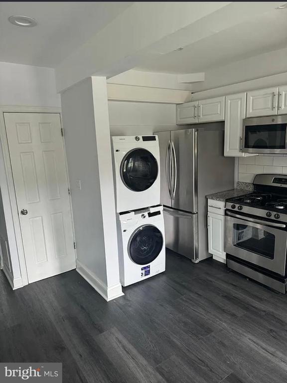 Photo - 1402 18th Pl SE