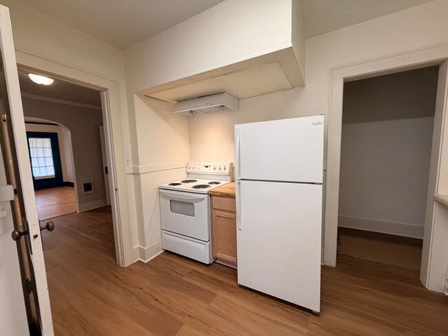 Photo - Renovated 2-Bedroom Bungalow close to downtown