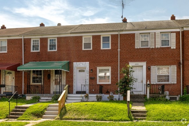 Building Photo - 2226 Redthorn Rd Rental