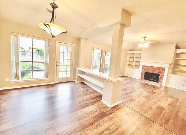 Photo - 4318 Laurel Creek Ct