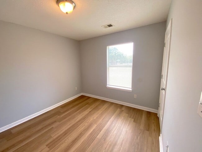 Photo - 3403 Windy Hollow Cir