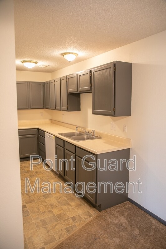 Photo - 105 W Gold Coast Rd