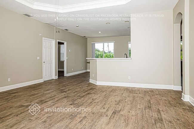 Photo - 1793 Karluk St