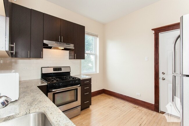 Photo - 1438 W Addison St Apartamento