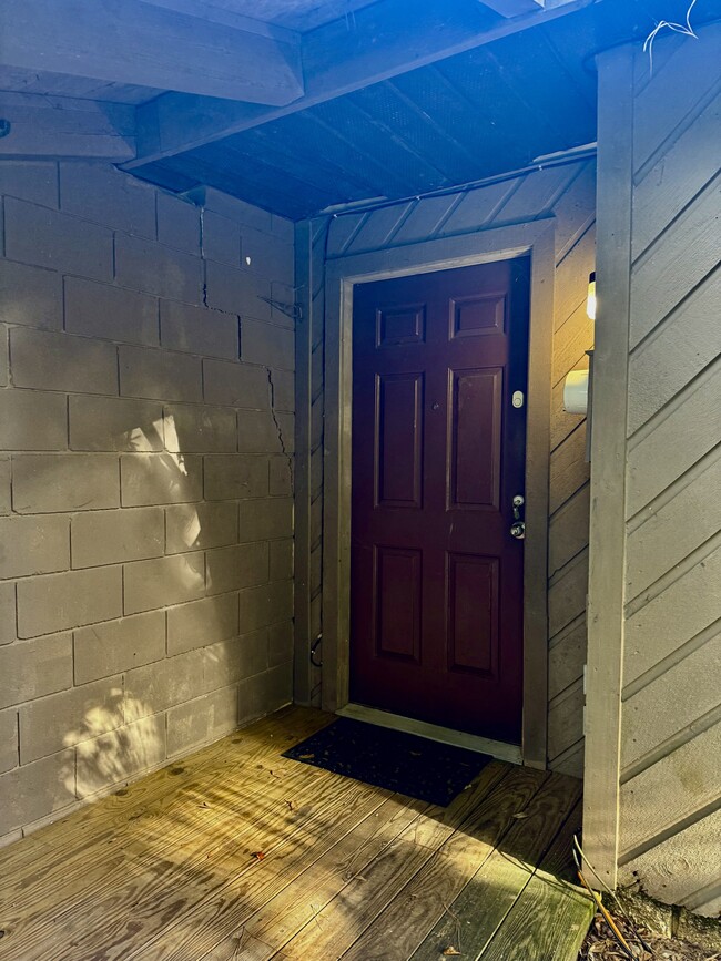 Building Photo - 6745 SW 45th Ave Rental