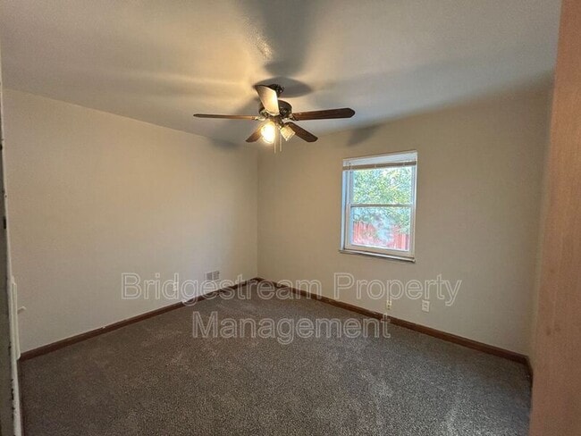 Photo - 211 N Cherrywood Ave