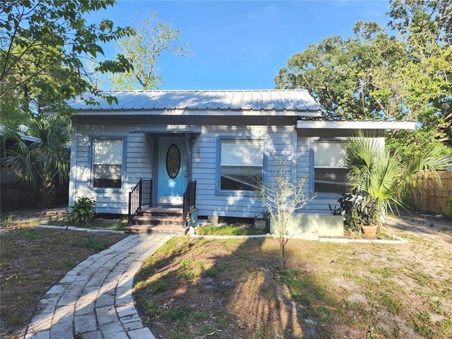 Photo - 8211 N 10th St Casa