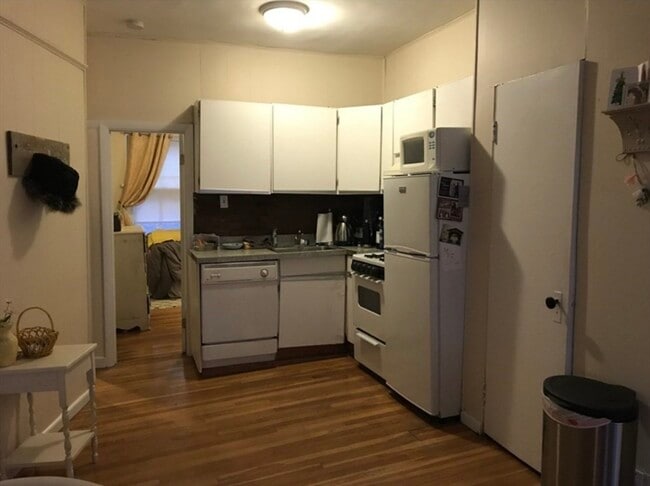 Photo - 43 Grove St Unit 3