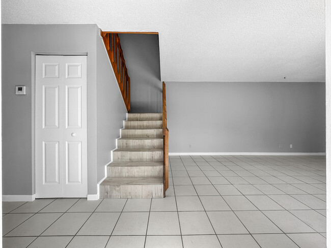 Photo - 166 Lake Arbor Dr