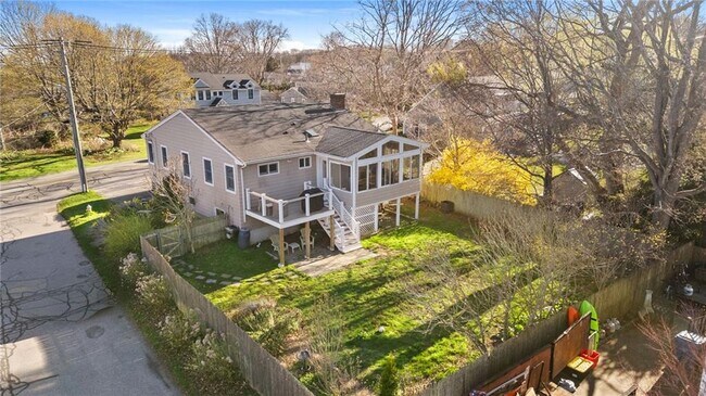 132 Ruggles Ave