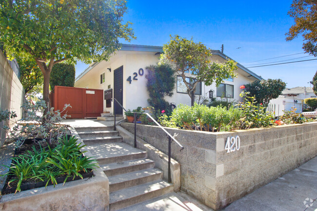 Building Photo - 420 Hill St in Santa Monica - steps to the... Rental