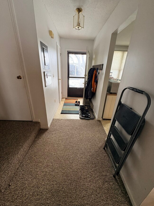 Photo - K6 Stonehedge Dr