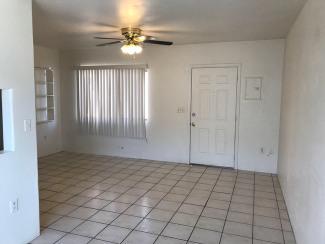 Photo - 940 N Palo Verde Blvd Unit 1