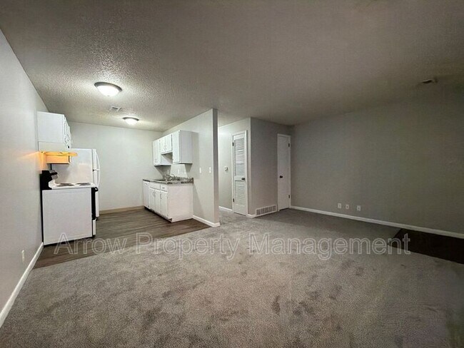 Photo - 1820 F St Unidad 6