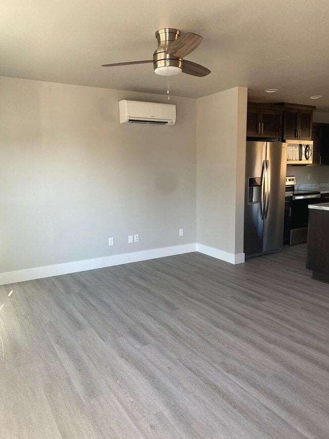 Photo - 242 NE College Dr