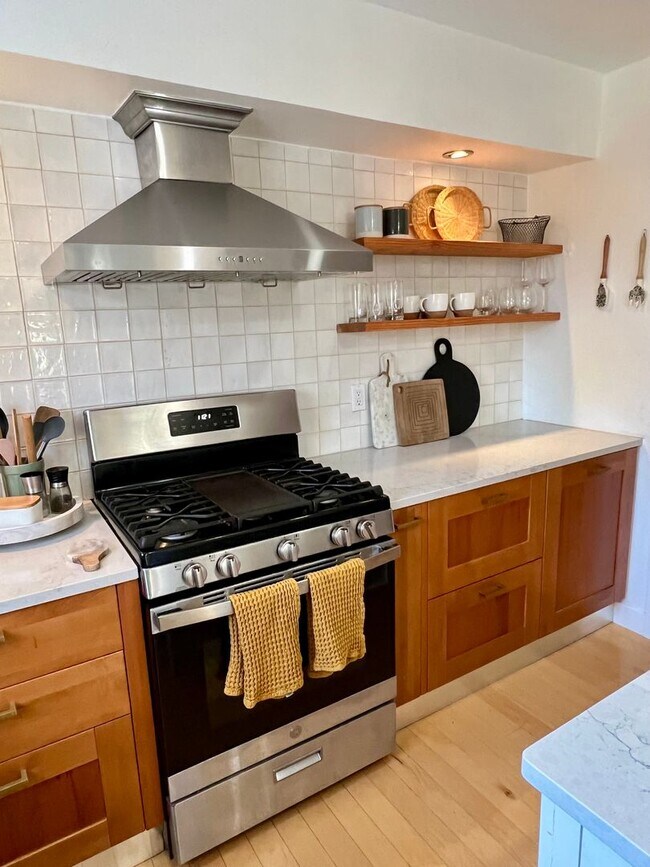 Photo - Available in July! Pet Friendly Fully Furn...