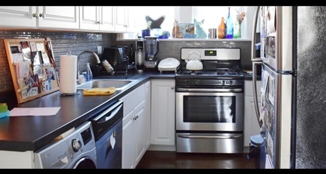 Photo - 3823 N Greenview Ave Unit 3W