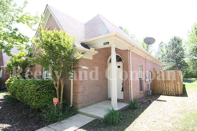 Photo - 7063 Parkbrook Ln