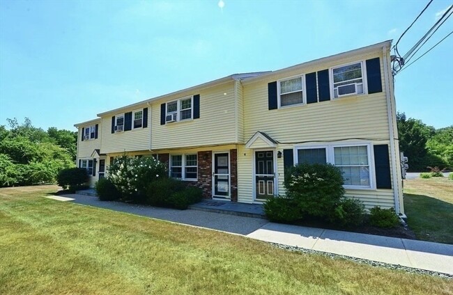 Building Photo - 4 George St Unit 3