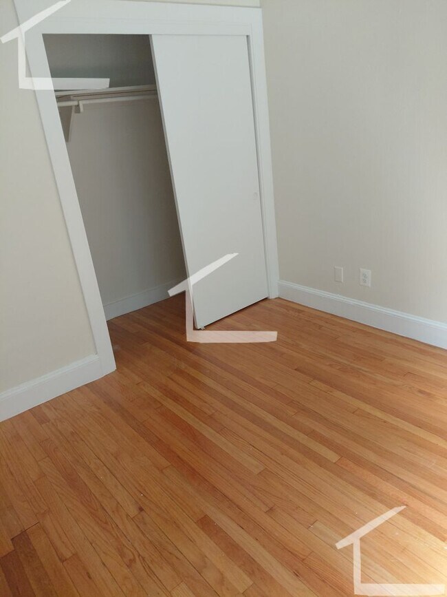 Photo - Great 2 Bedroom 2 Bath on the Green Line