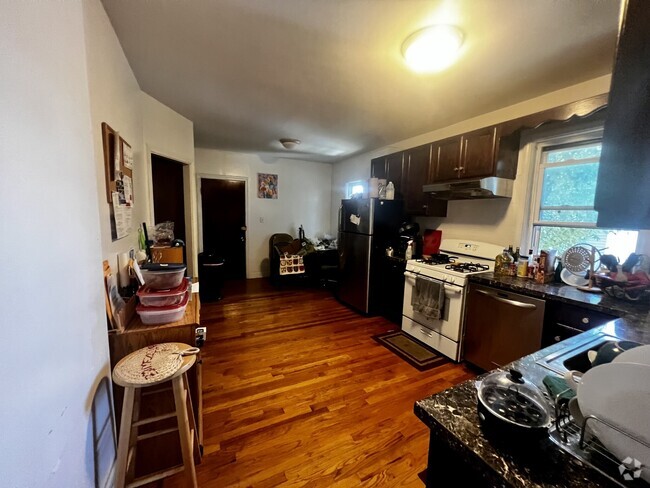 Building Photo - 20 Bynner St Unit #3 Rental