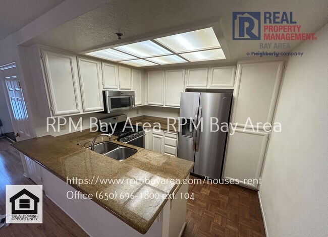 Photo - Bright and Airy 2BD 2.5 BTH Townhouse in Daly City