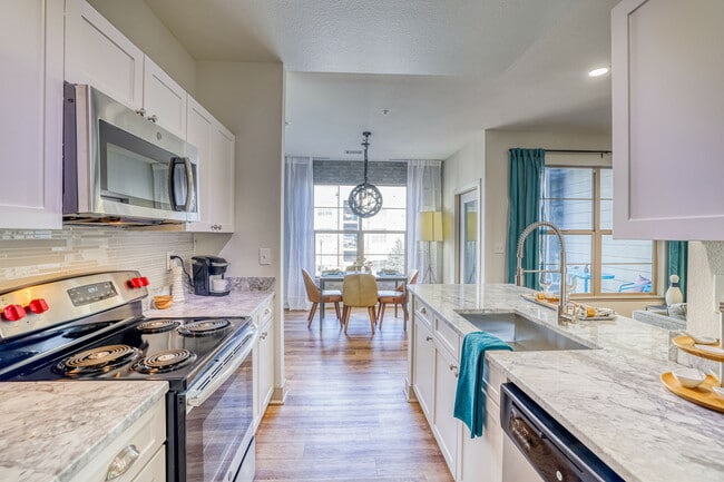 Photo - Shadow Ridge At Southlands